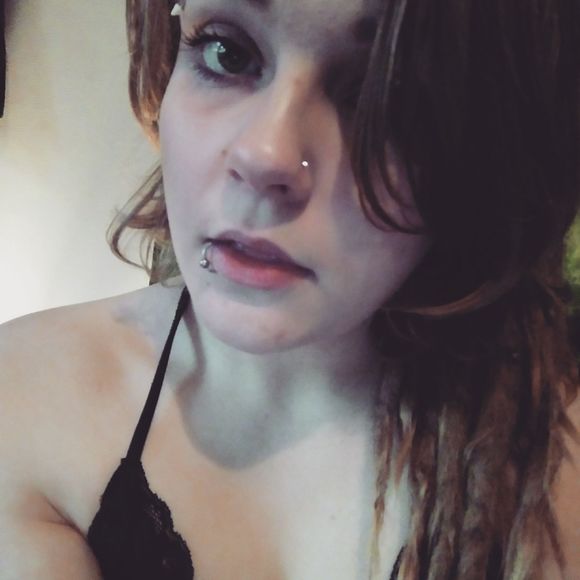 Meet your Posher, Halley - Picture 1 of 1